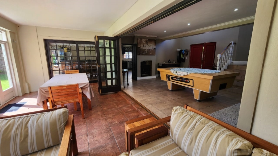 4 Bedroom Property for Sale in Heatherlands Western Cape
